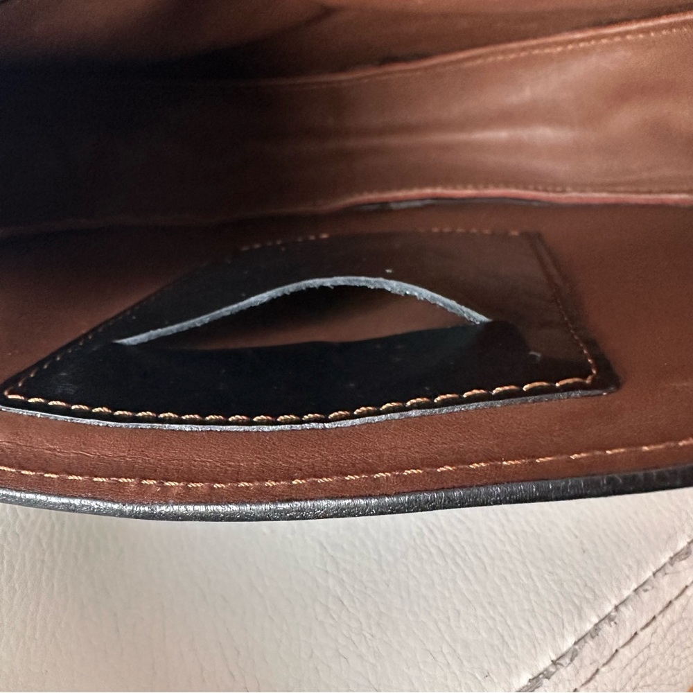 Genuine Leather AXIS Western Style Classic cross body bag - Picture 13 of 16